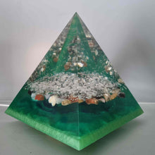 Load image into Gallery viewer, Large Pyramid Silicone Mould